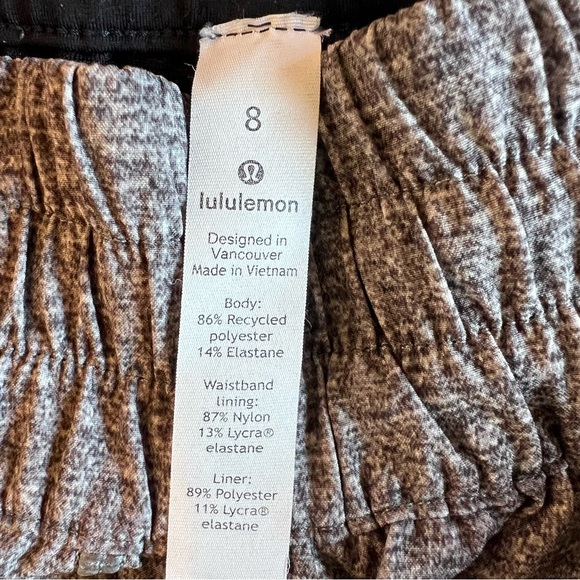 Lululemon | Women’s | Athletic | Tracker Short | 4” | Heathered Black | Shorts 8 - Picture 5 of 9